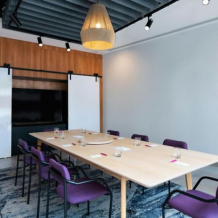 Hotel Aloft Playa Del Carmen Zewnętrze zdjęcie Meeting room at the University of Westminster