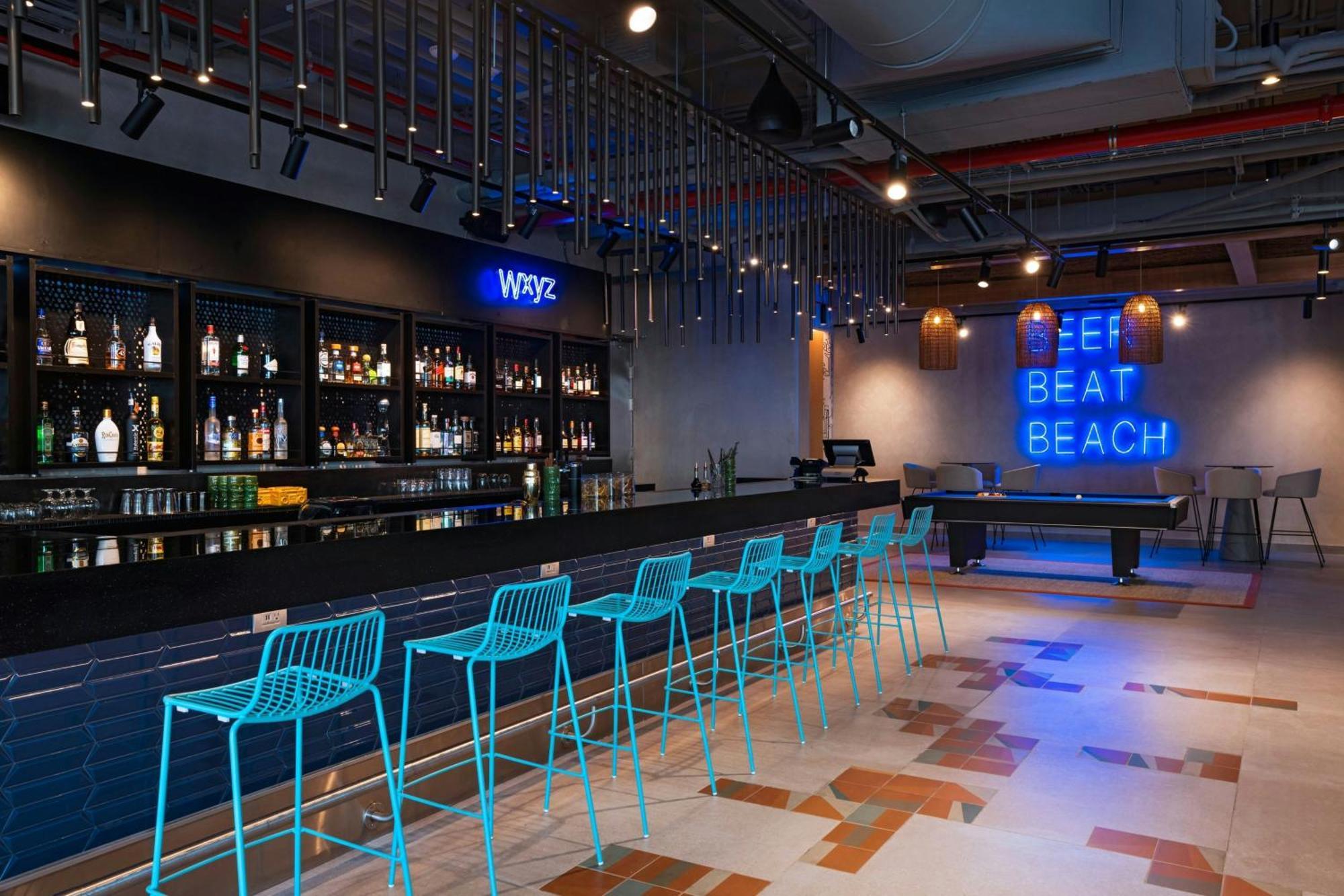 Hotel Aloft Playa Del Carmen Zewnętrze zdjęcie The bar at the 2012 Olympics