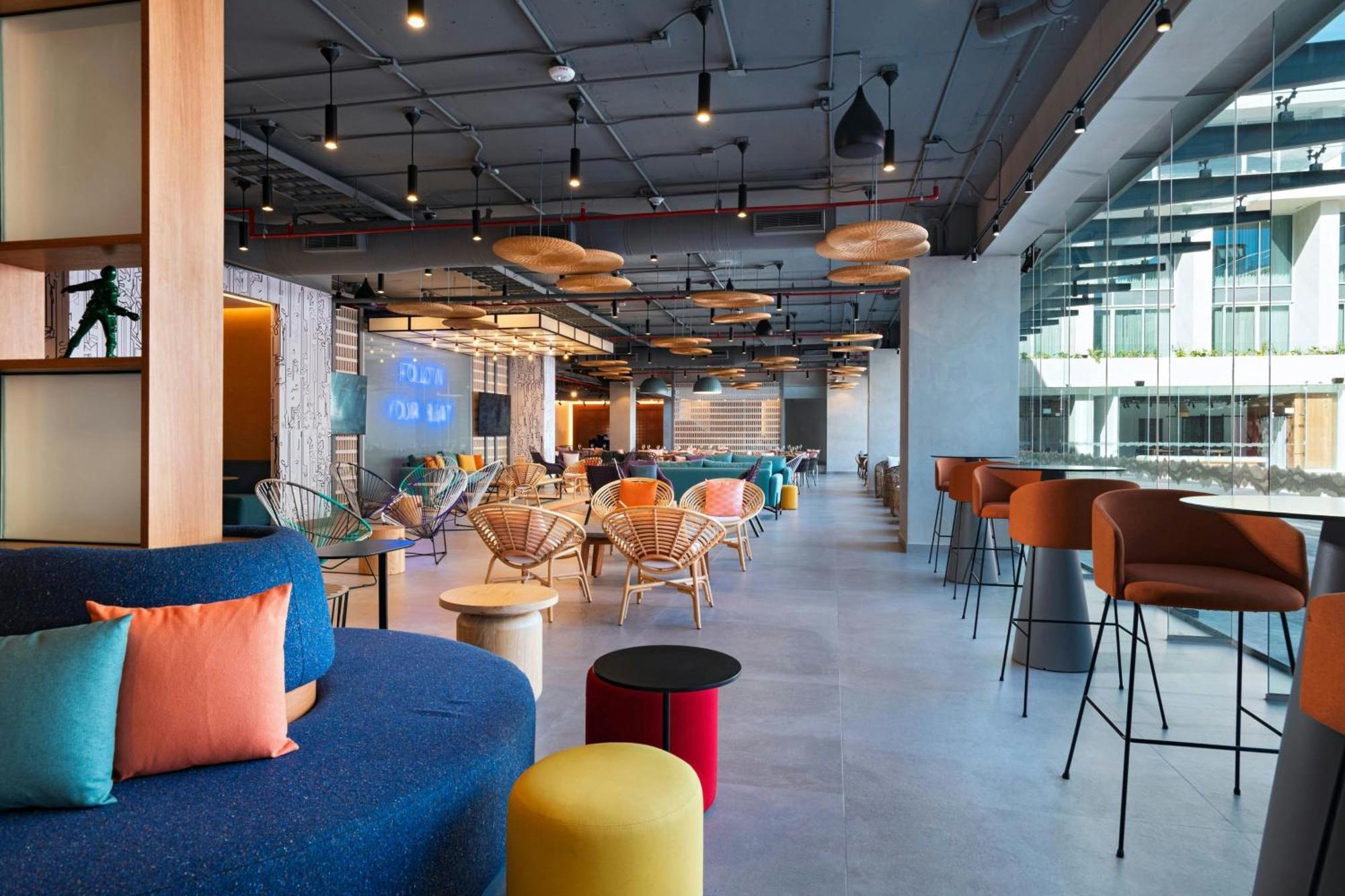 Hotel Aloft Playa Del Carmen Zewnętrze zdjęcie The lounge at the airport